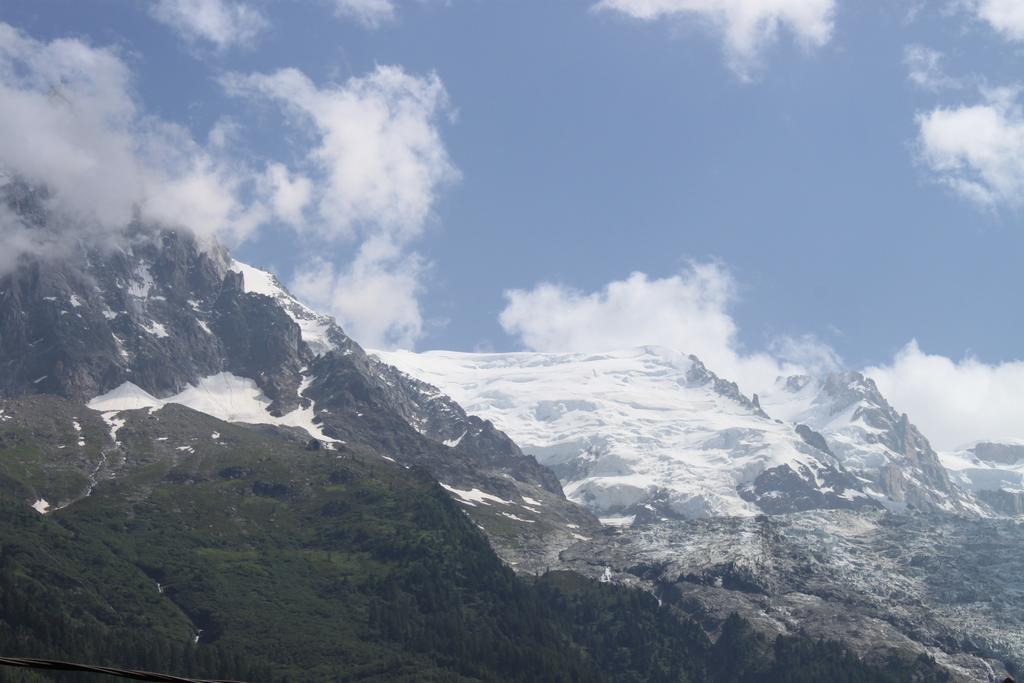 Apartment Germain Close To Chamonix Mont Blanc Exterior photo